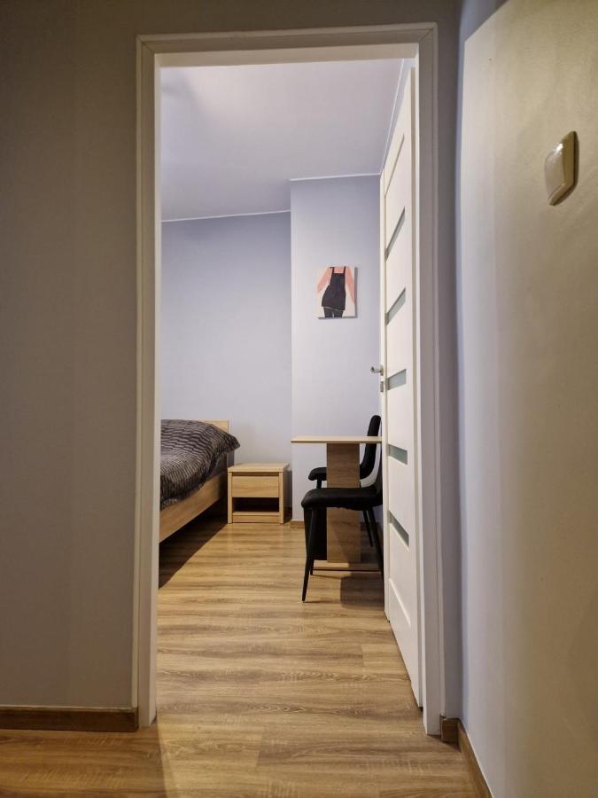 Апартаменты Apartament Przybudowka Катовице Экстерьер фото